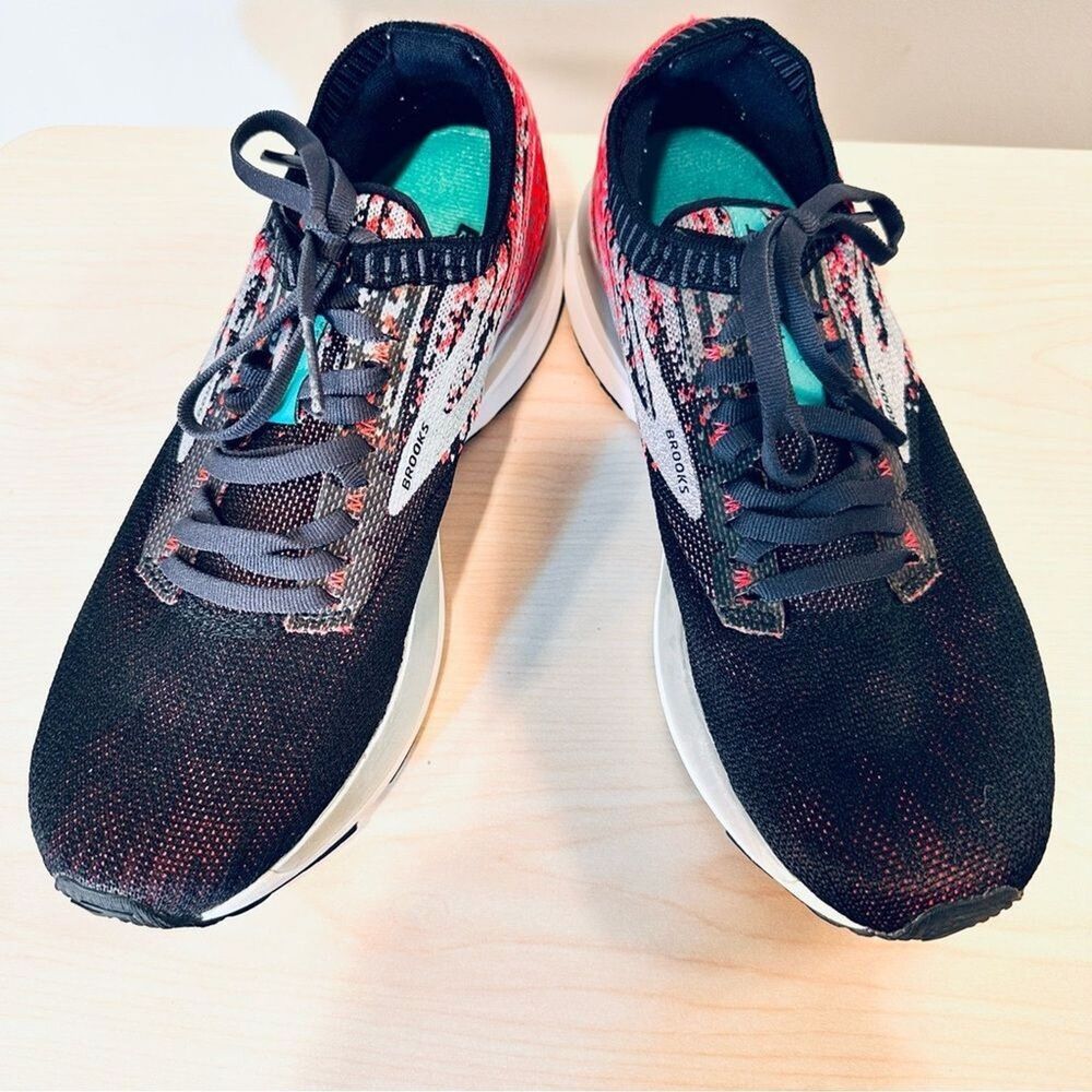 Brooks Sneakers Running Sneakers Size 7.5
